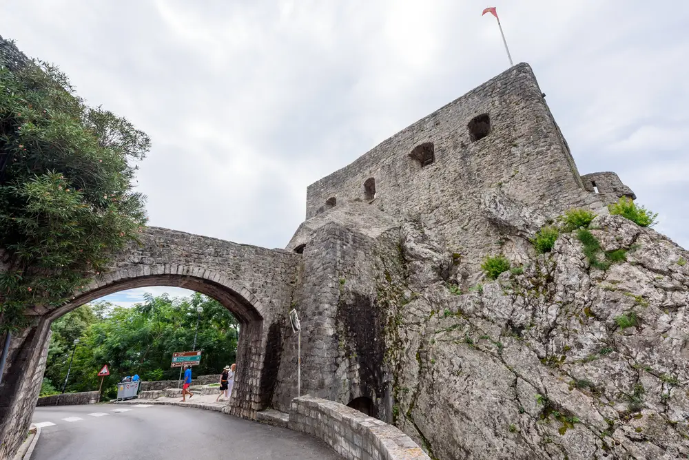 fortezza forte mare herceg novi montenegro