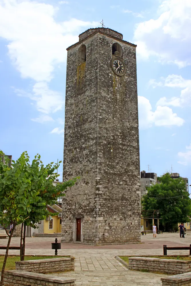 sahat kula torre orologio podgorica montenegro