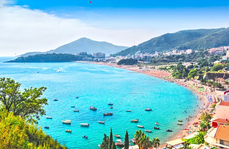 spiaggia becici rafailovici montengro