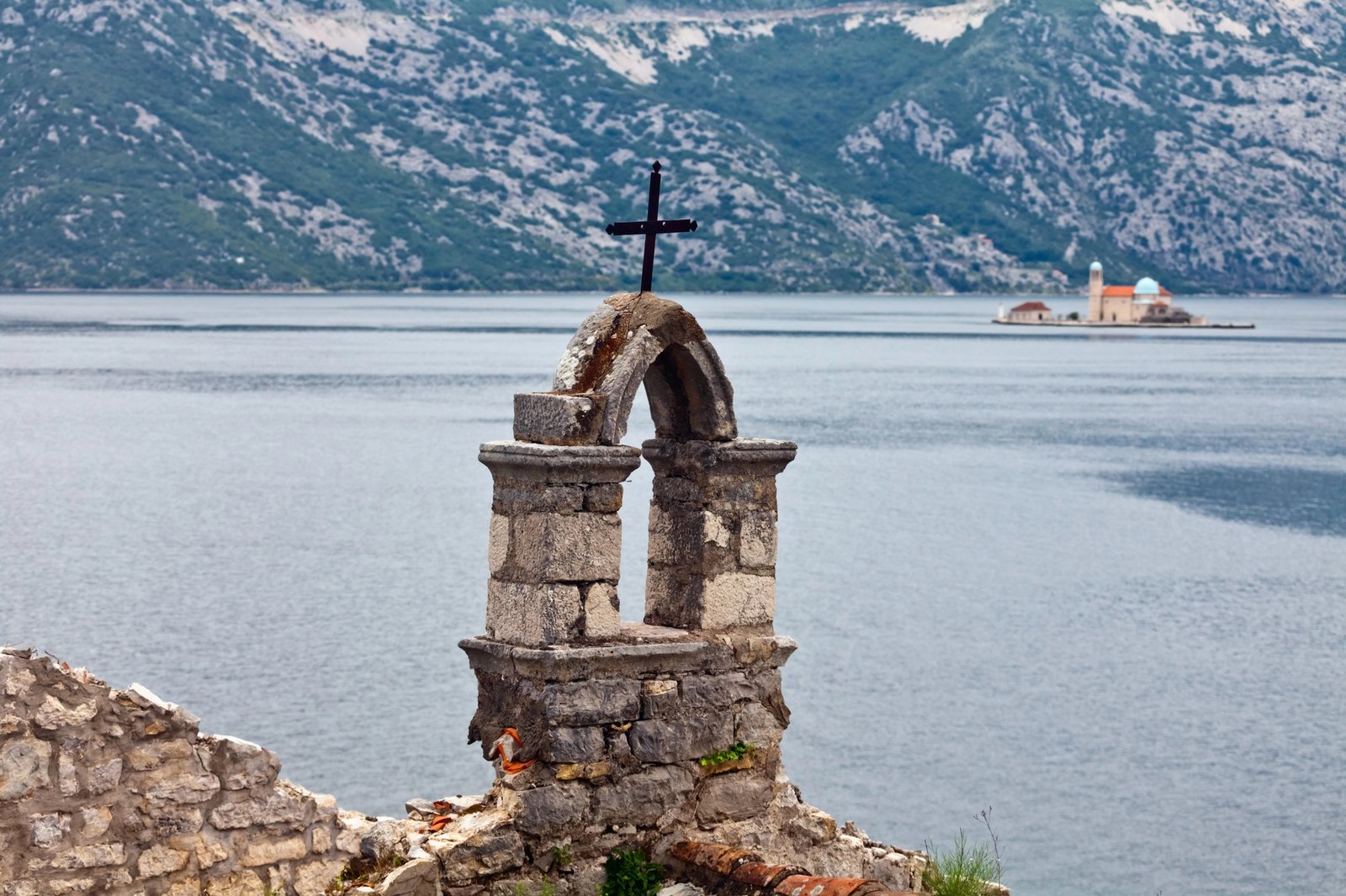Cosa vedere su Nostra Signora delle Rocce, l'isola nata da una leggenda montenegrina 8 Come arrivare isola di nostra signora delle rocce perast montenegro