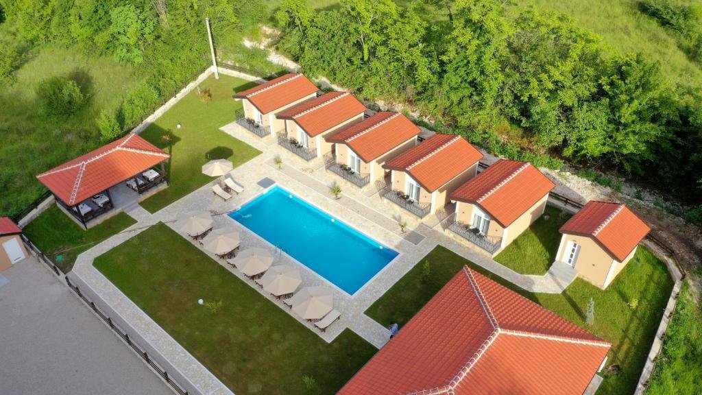 Rijeka Crnojevica: guida completa alle 5 attrazioni imperdibili 3 Etno Selo Grabovicka Jutra Montenegro