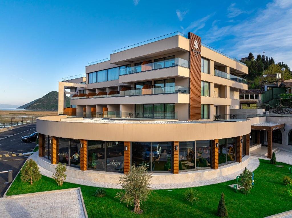 Cosa vedere al lago di Scutari, il più grande lago dei Balcani 1 Hotel De‘Andros Virpazar Montenegro