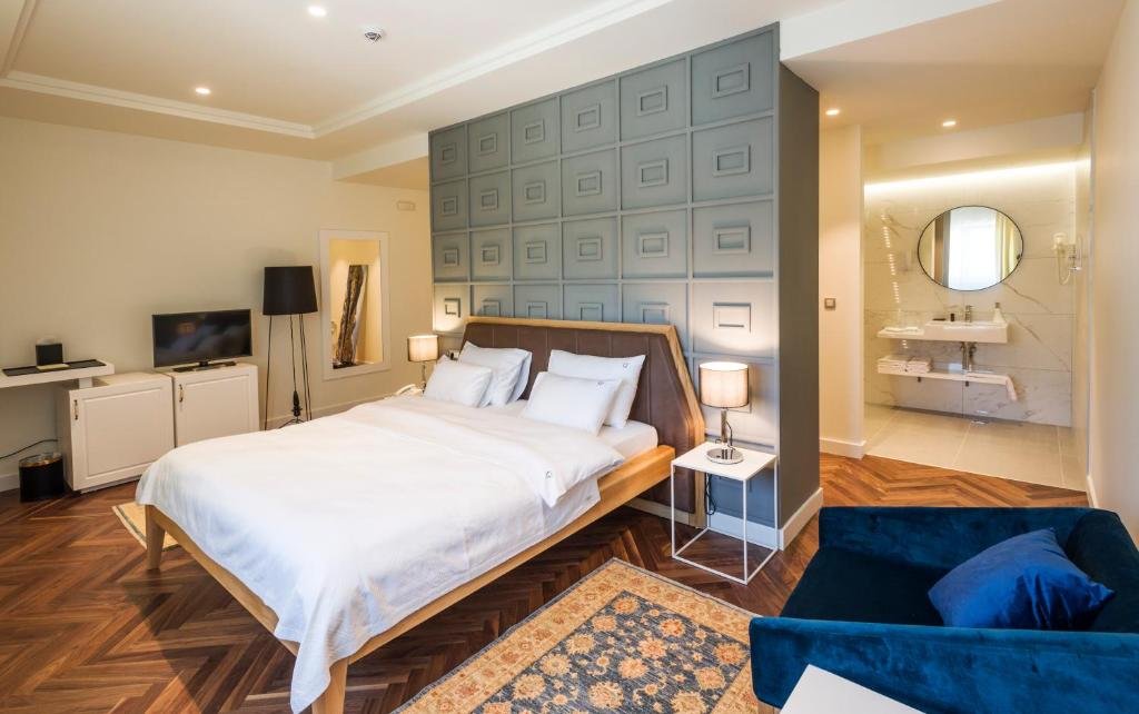 Hotel Gradska Cetinje montenegro