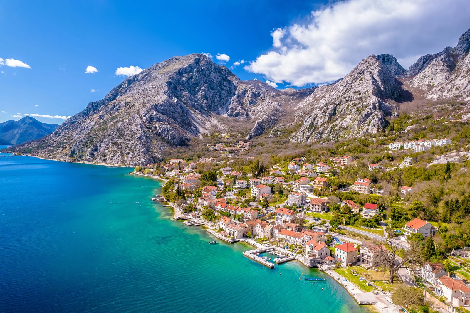 Le migliori spiagge di Kotor 9 Spiaggia di Orahovac Montenegro