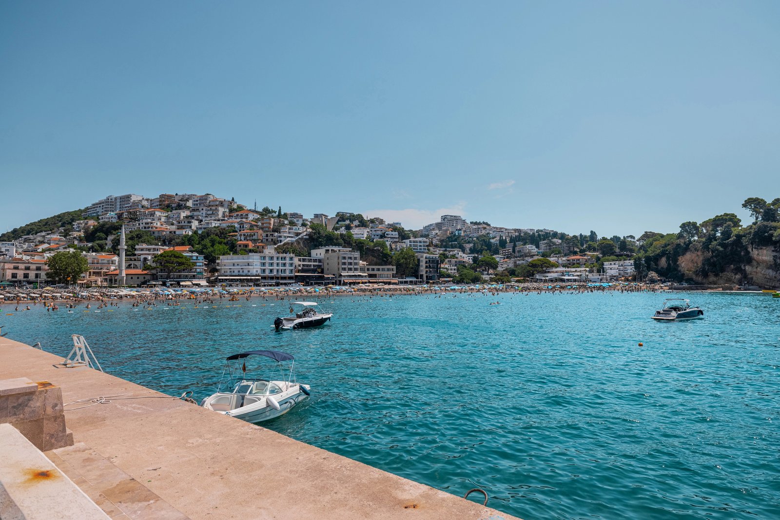 Cosa vedere a Ulcinj, la città dei pirati dove l’Oriente incontra il mare del Montenegro 8 spiaggia mala plaza ulcinj montenegro