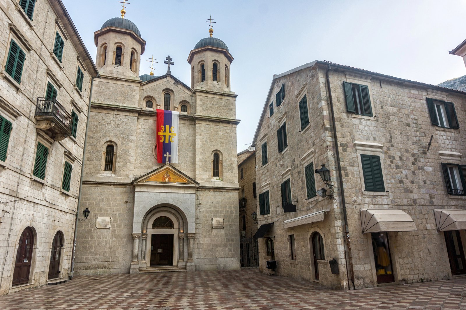 Cosa vedere a Kotor, il patrimonio UNESCO tra mura medievali, gatti randagi e le Bocche di Cattaro 11 chiesa san nicola kotor montenegro
